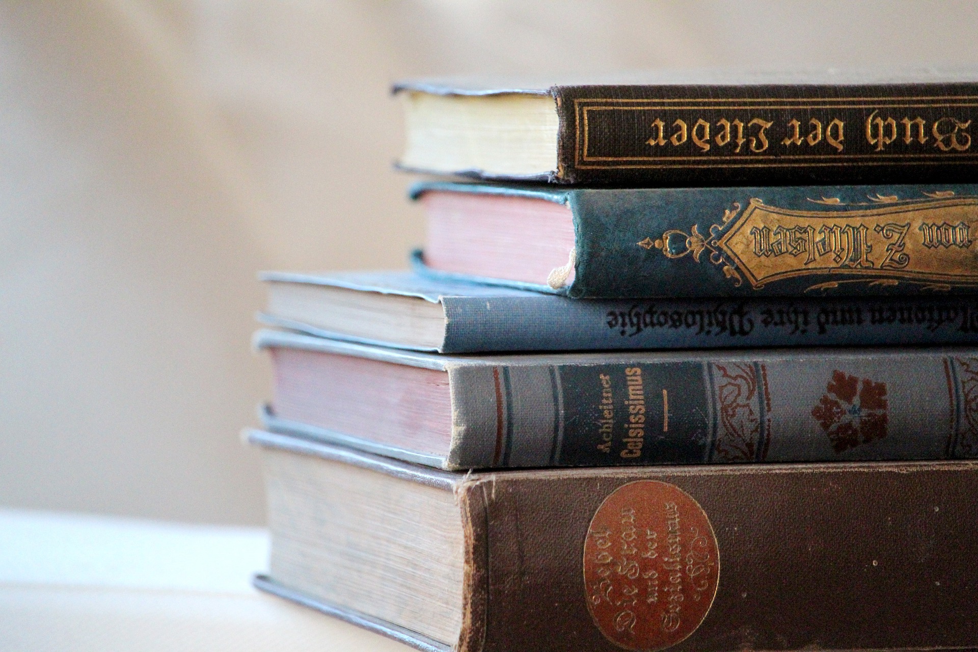 books (pixabay.com)