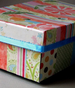 shoebox decorated with paper