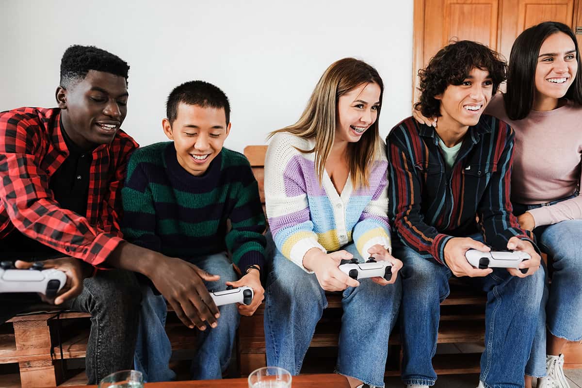 gaming teens
